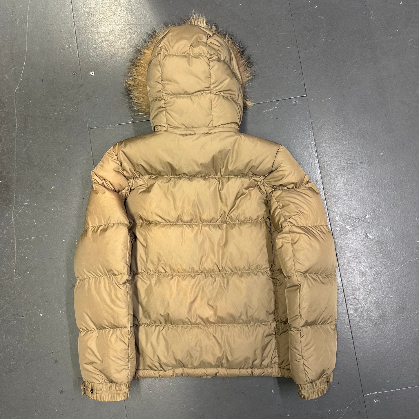 Camp 7 Fur Hood Puffer Jacket In Beige (M)
