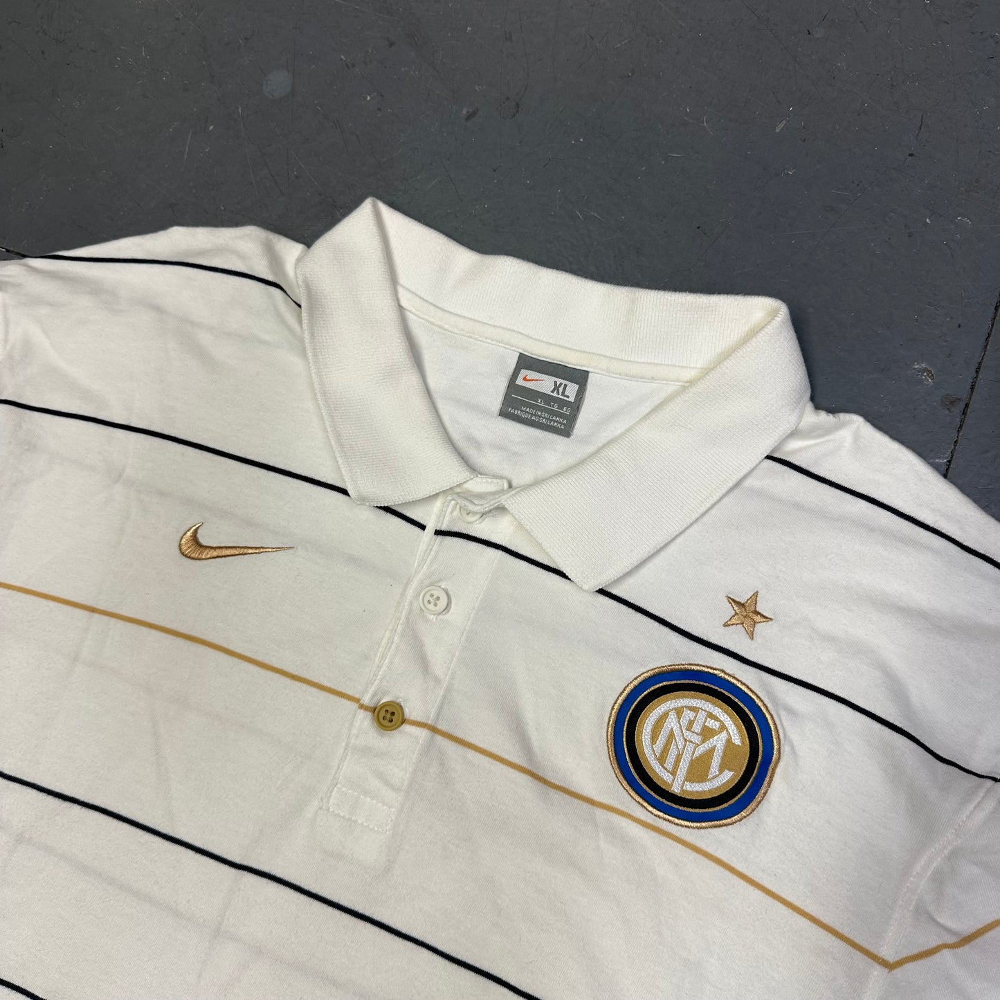 Nike 2008 Inter Milan Polo Shirt In White ( XL ) - 1036 Emporium