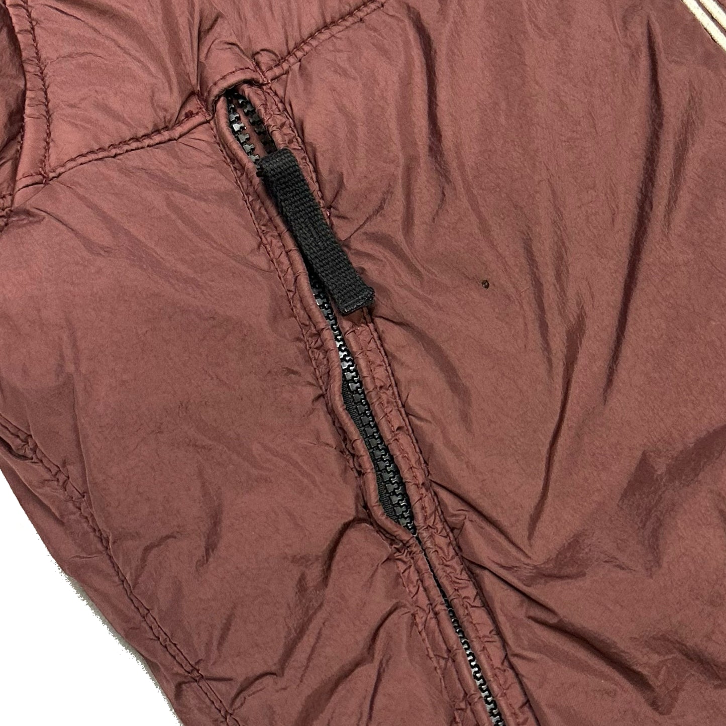 Stone Island Crinkle Reps NY Jacket in Burgundy ( M )