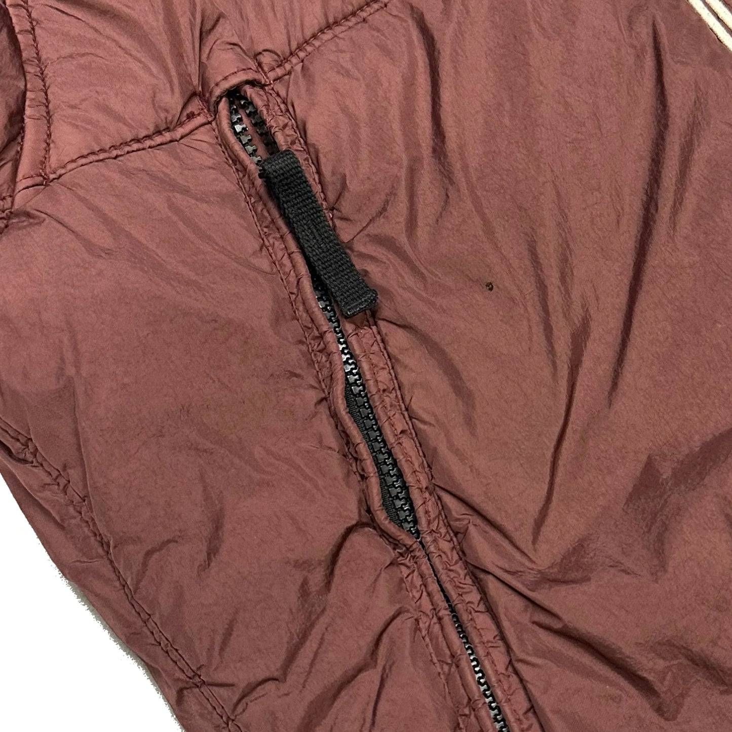 Stone Island Crinkle Reps NY Jacket in Burgundy ( M )