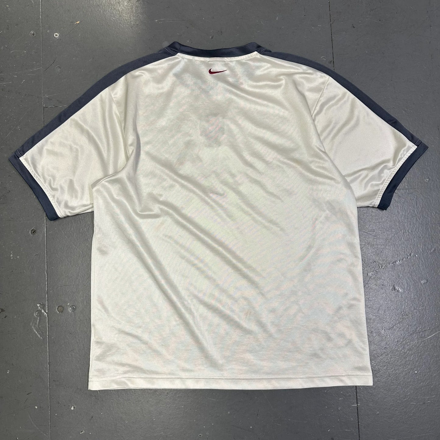 Nike 2002 Portugal Shirt In White ( M ) - 1036 Emporium