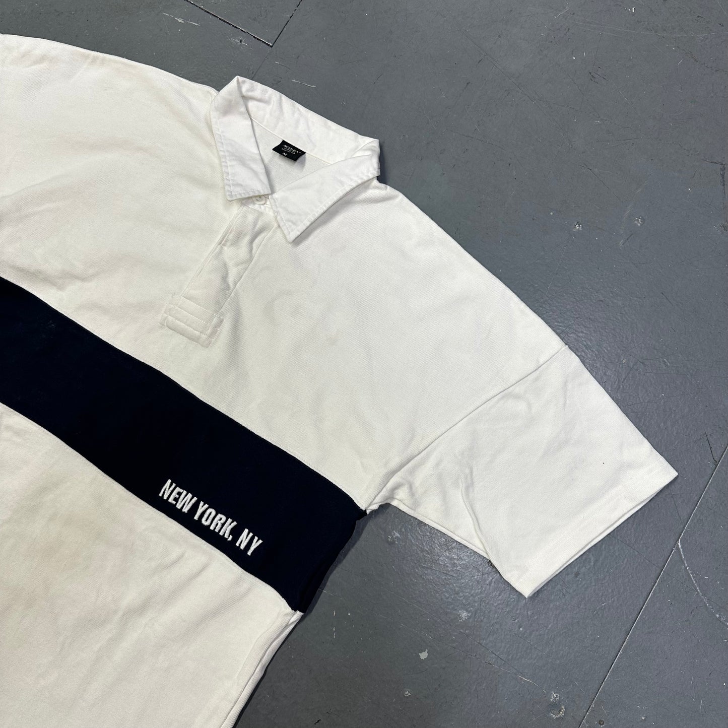 Avirex N.Y Spellout Polo In White ( M ) - 1036 Emporium