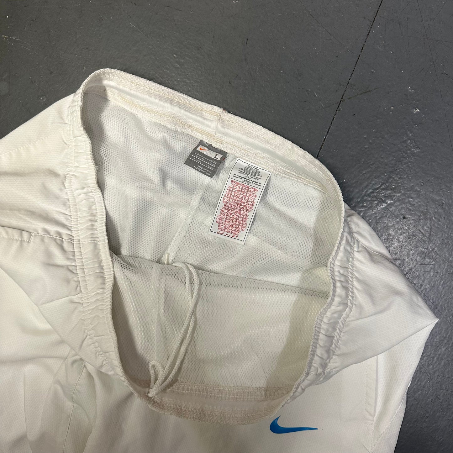 Nike Inter Milan 2007/08 Tracksuit Bottoms In White ( L )