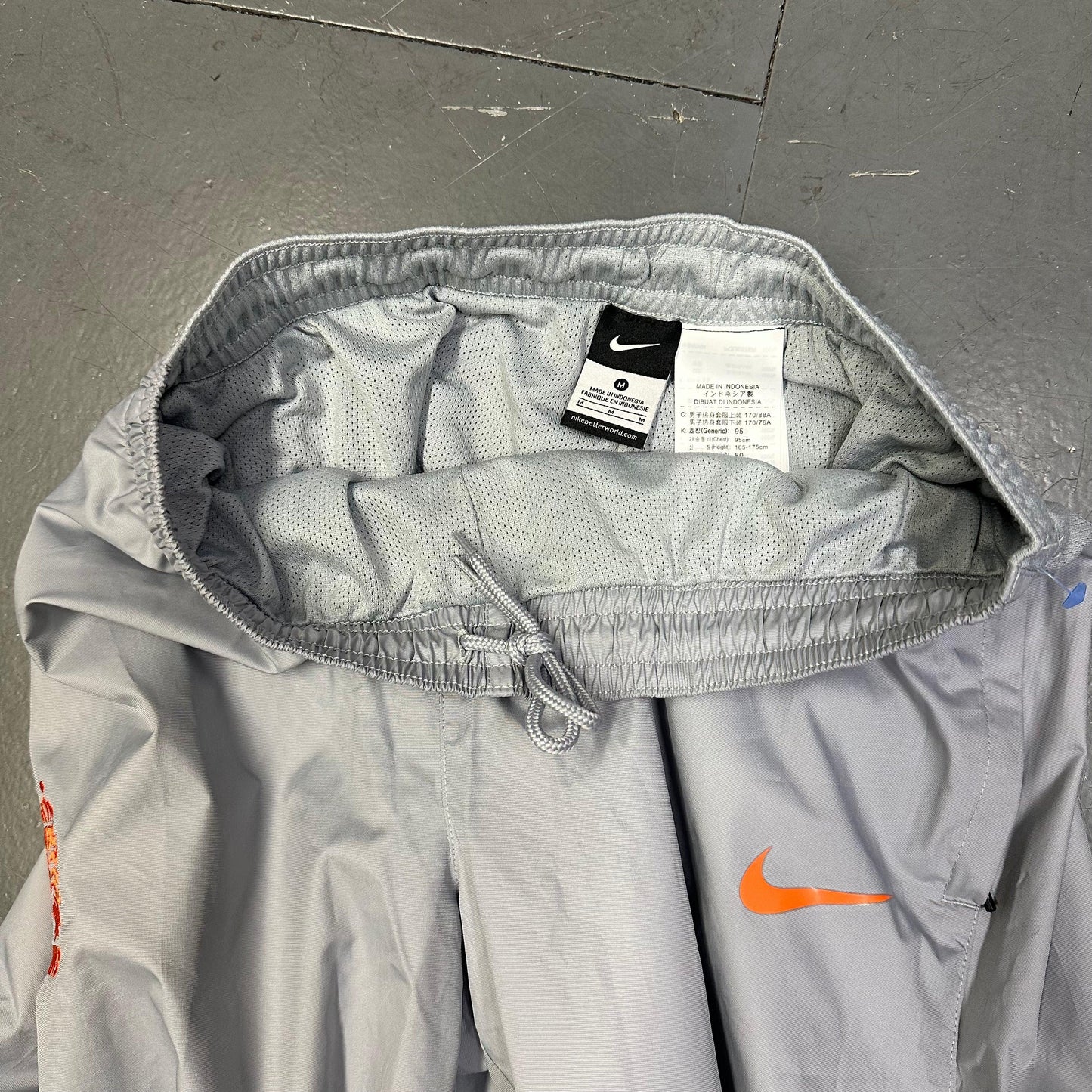 Nike Netherlands 2011/12 Tracksuit Bottoms In Grey ( M ) - 1036 Emporium