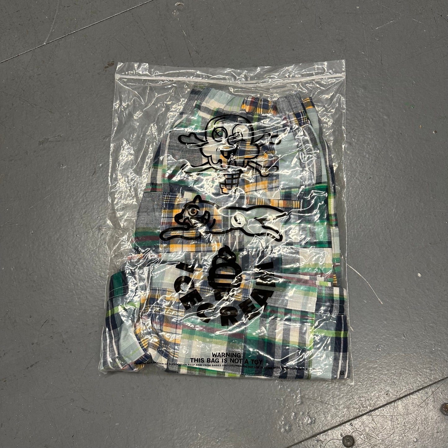 Icecream Running Dog Tartan Shorts ( S / W28 ) - 1036 Emporium