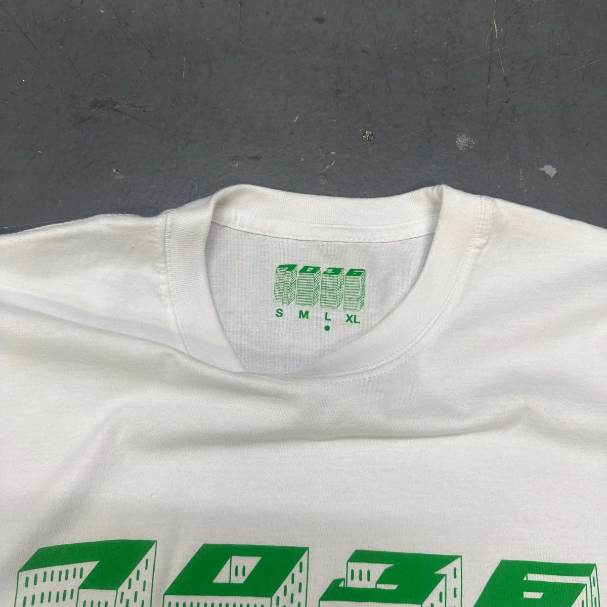1036 High Rise Tee In White & Green ( L ) - 1036 Emporium