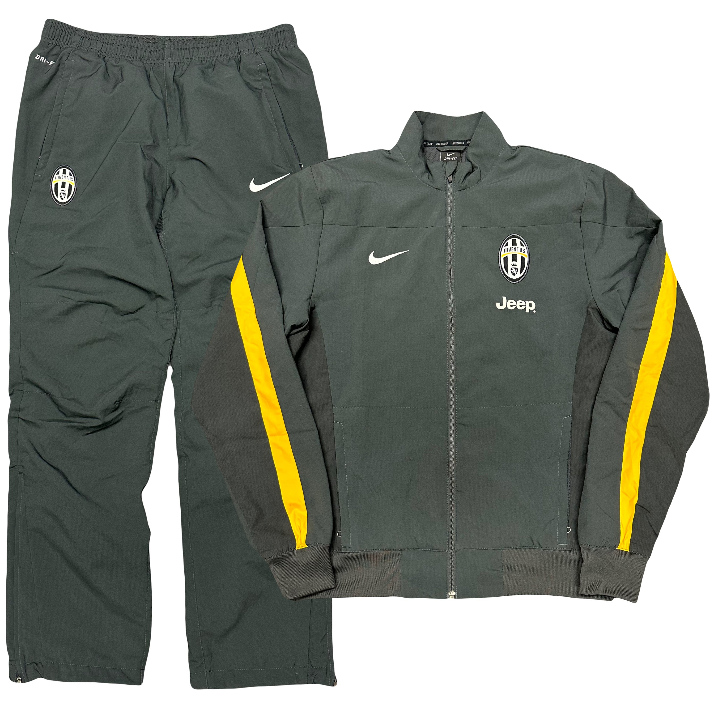 Nike Juventus 2013/14 Tracksuit ( L )