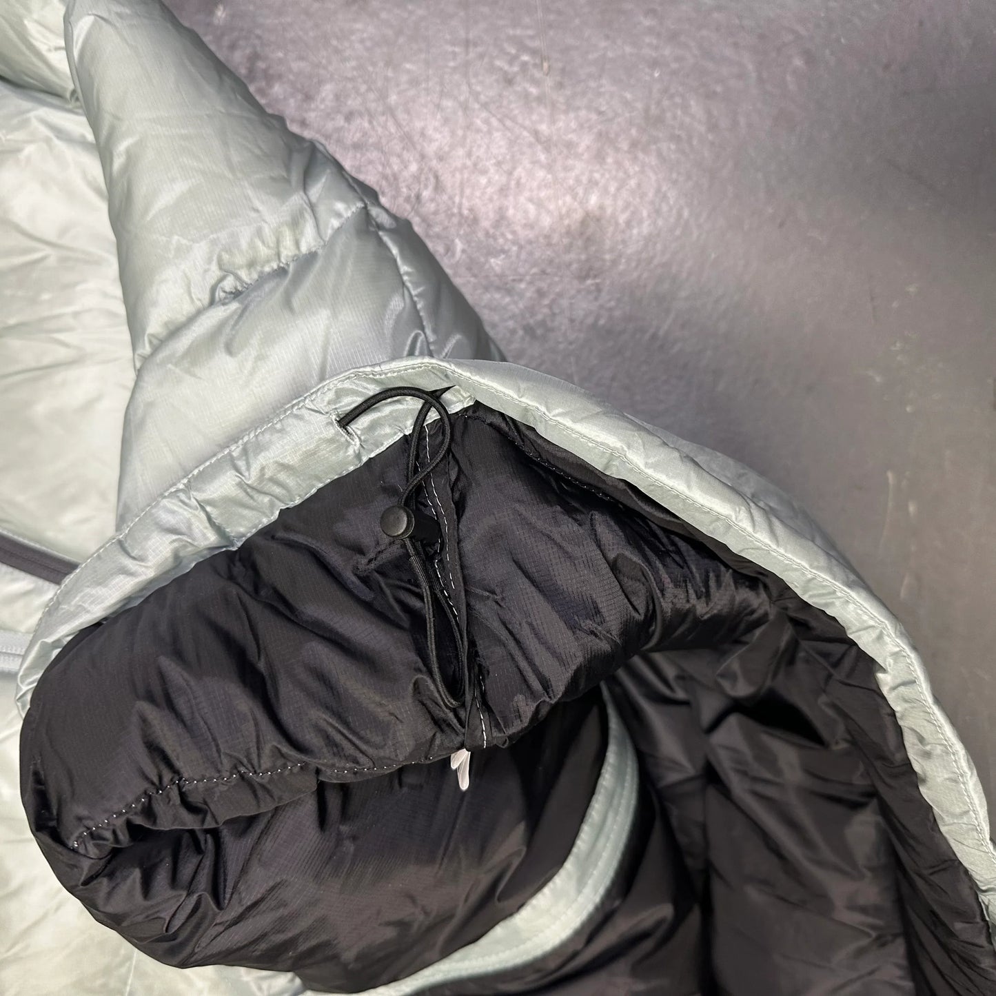 Marmot Down Puffer Jacket In Grey & Black ( S )