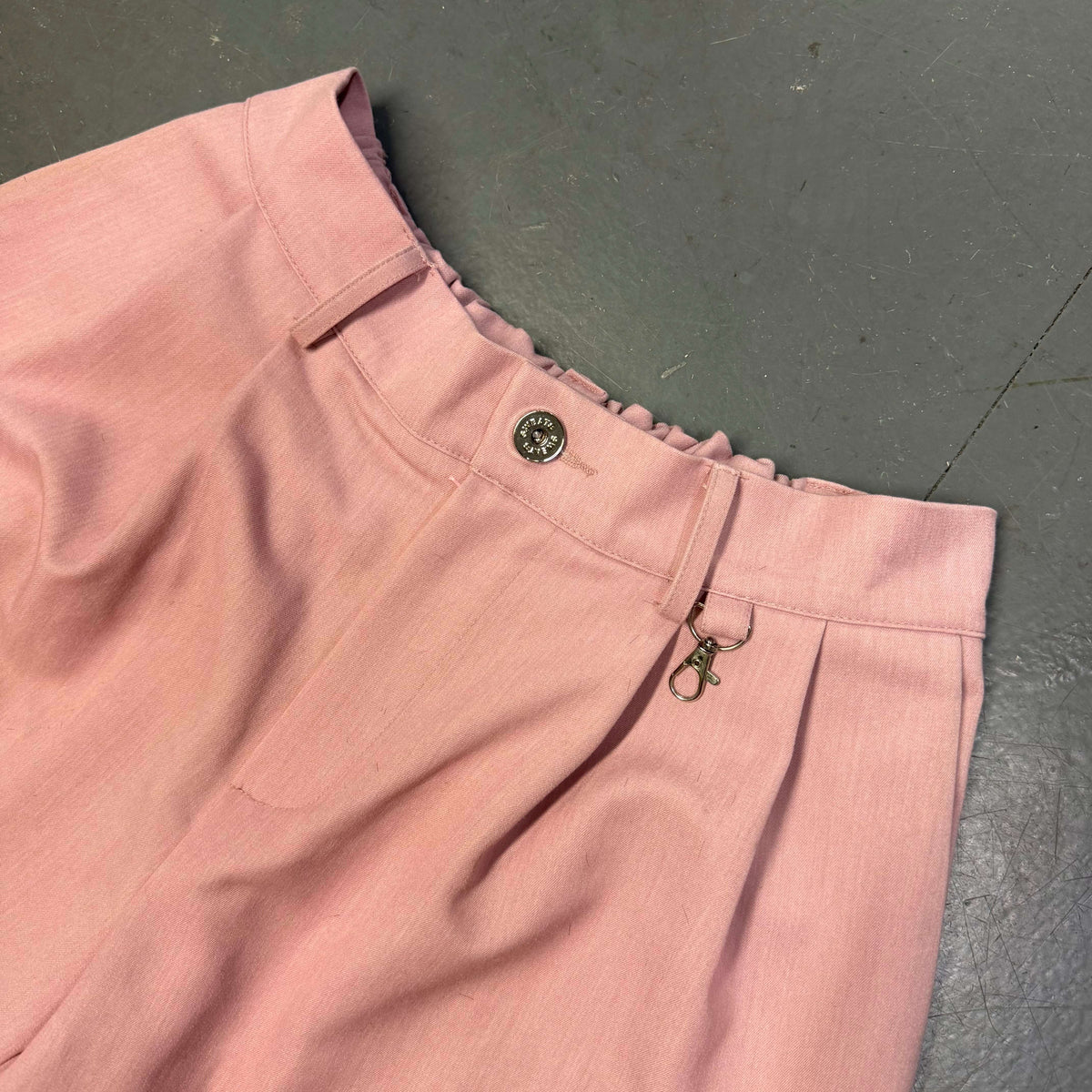 Sweats Collective Pleated Shorts In Pink (L)