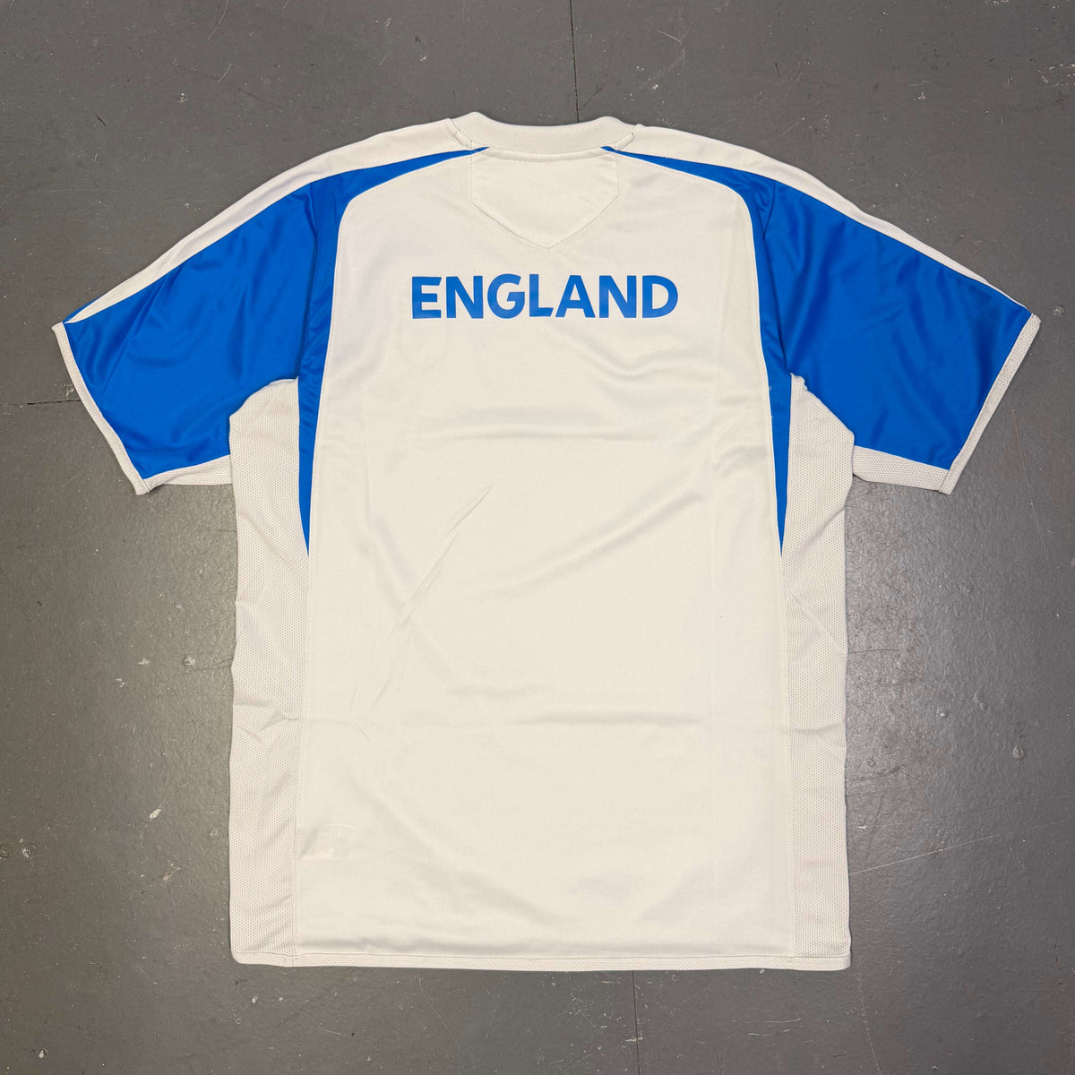 Umbro 2004/06 England Training Shirt In Blue & White (L)