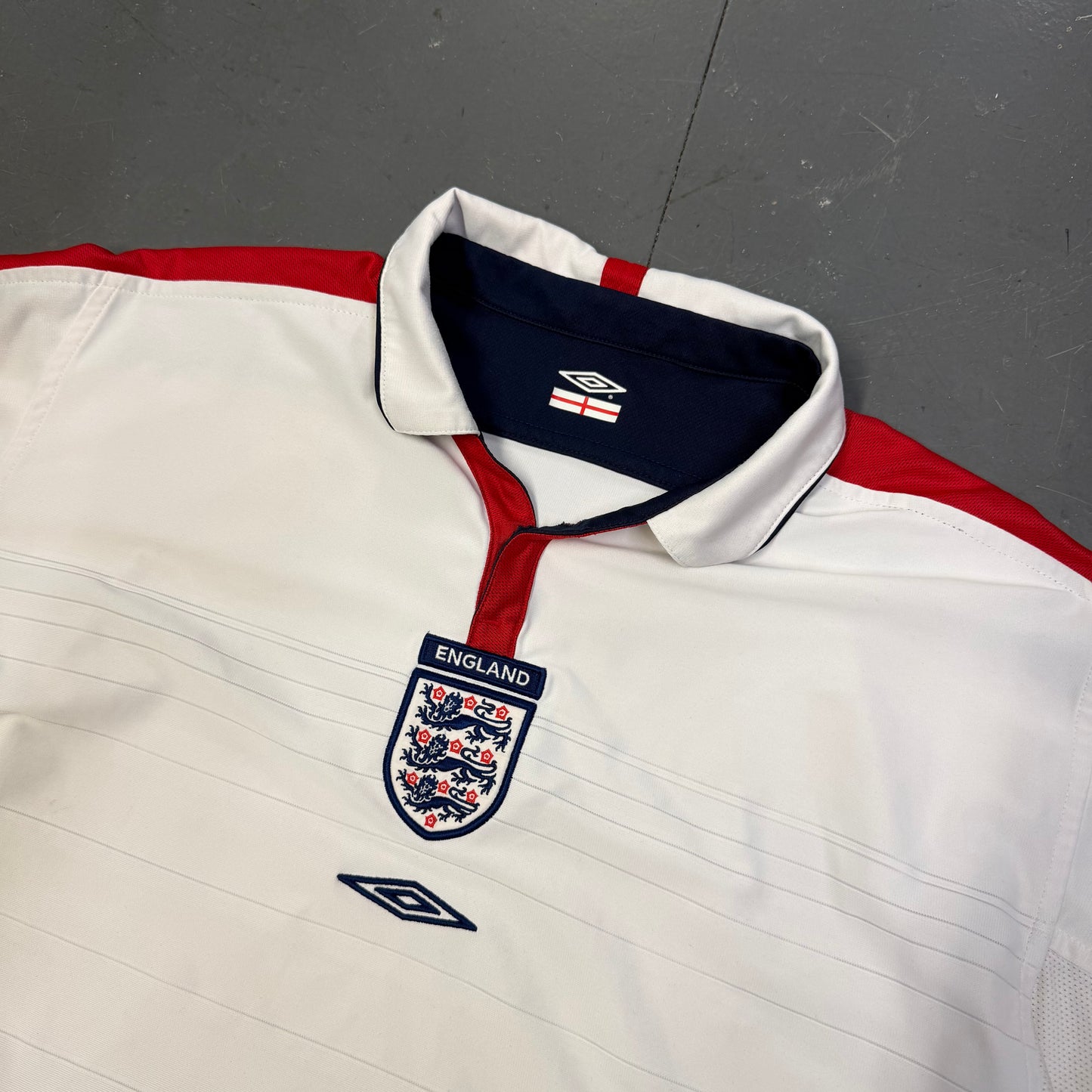 Umbro 2003/05 England Shirt In White (L)