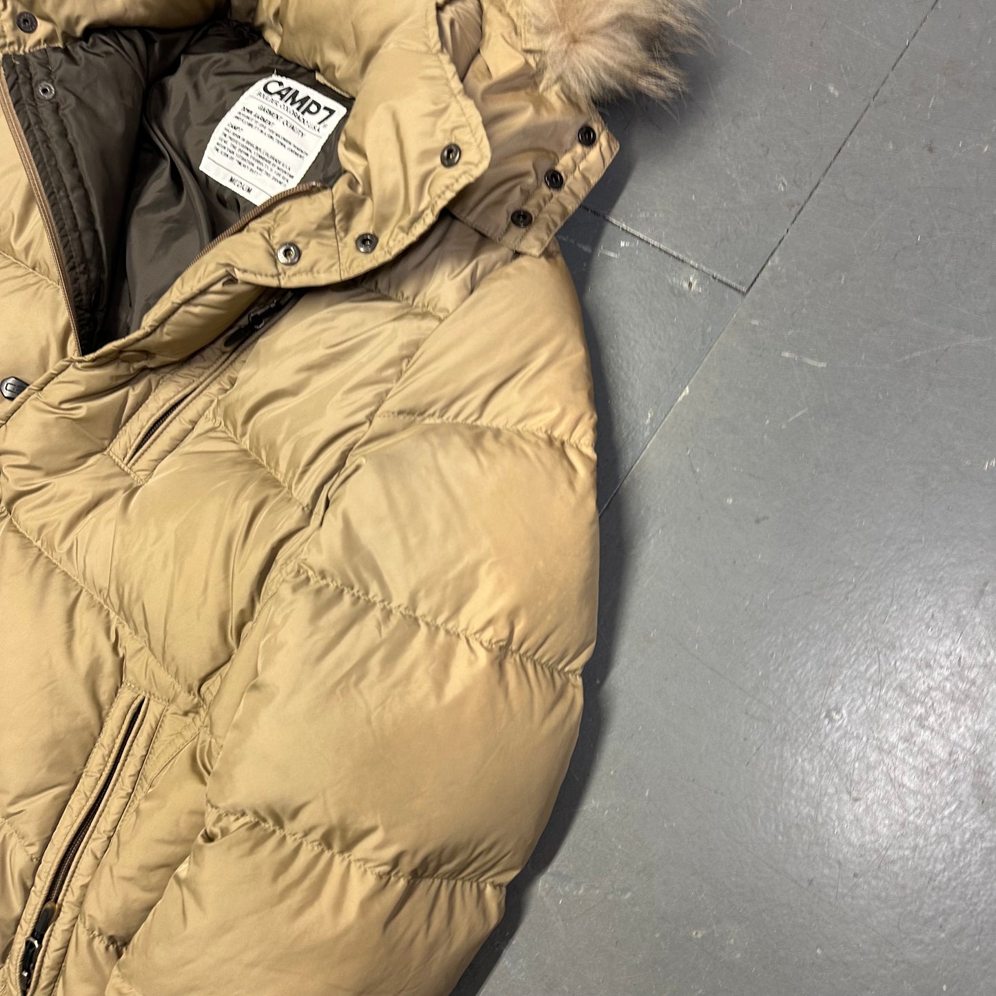 Camp 7 Fur Hood Puffer Jacket In Beige (M)