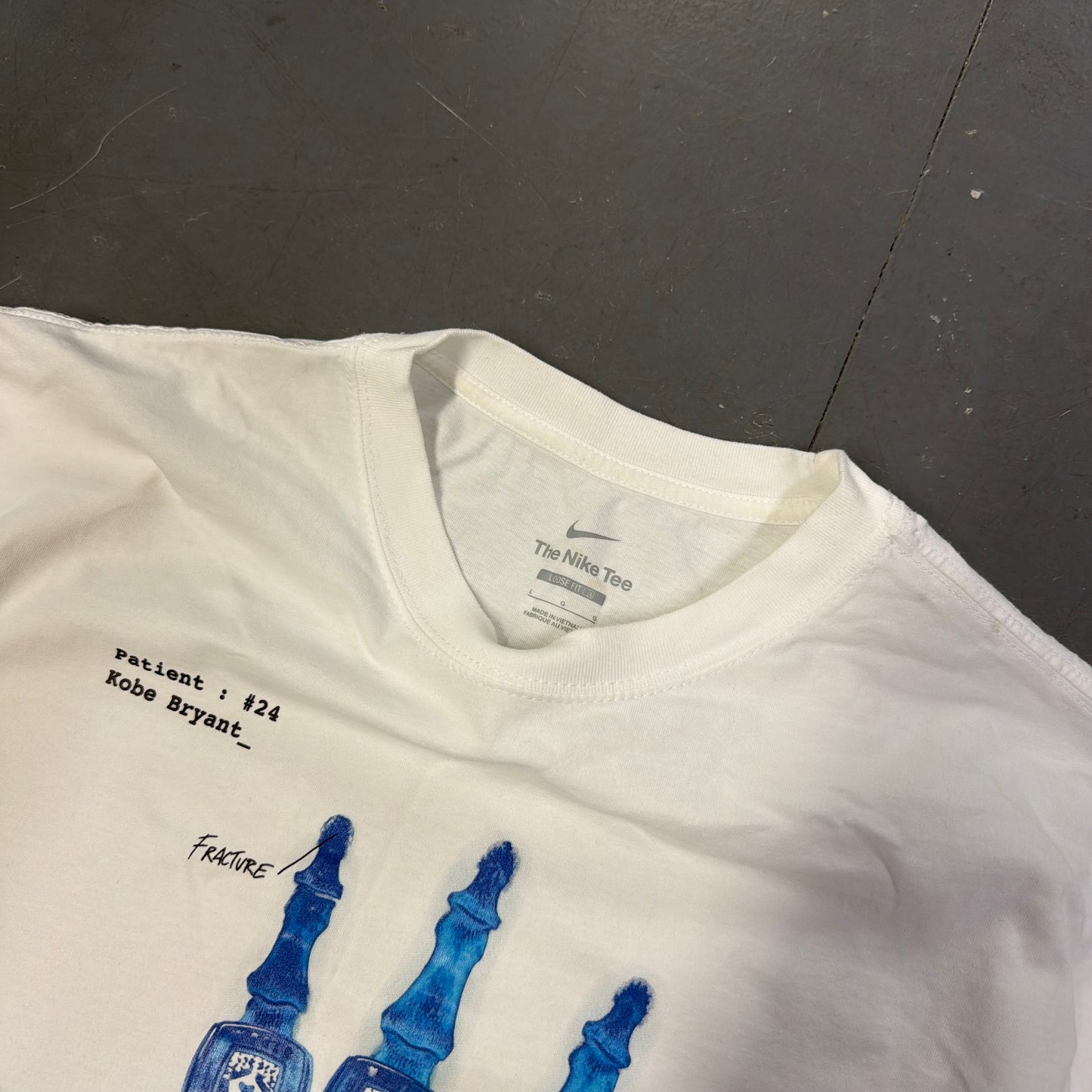 Nike Kobe X-Ray T-Shirt In White (L)