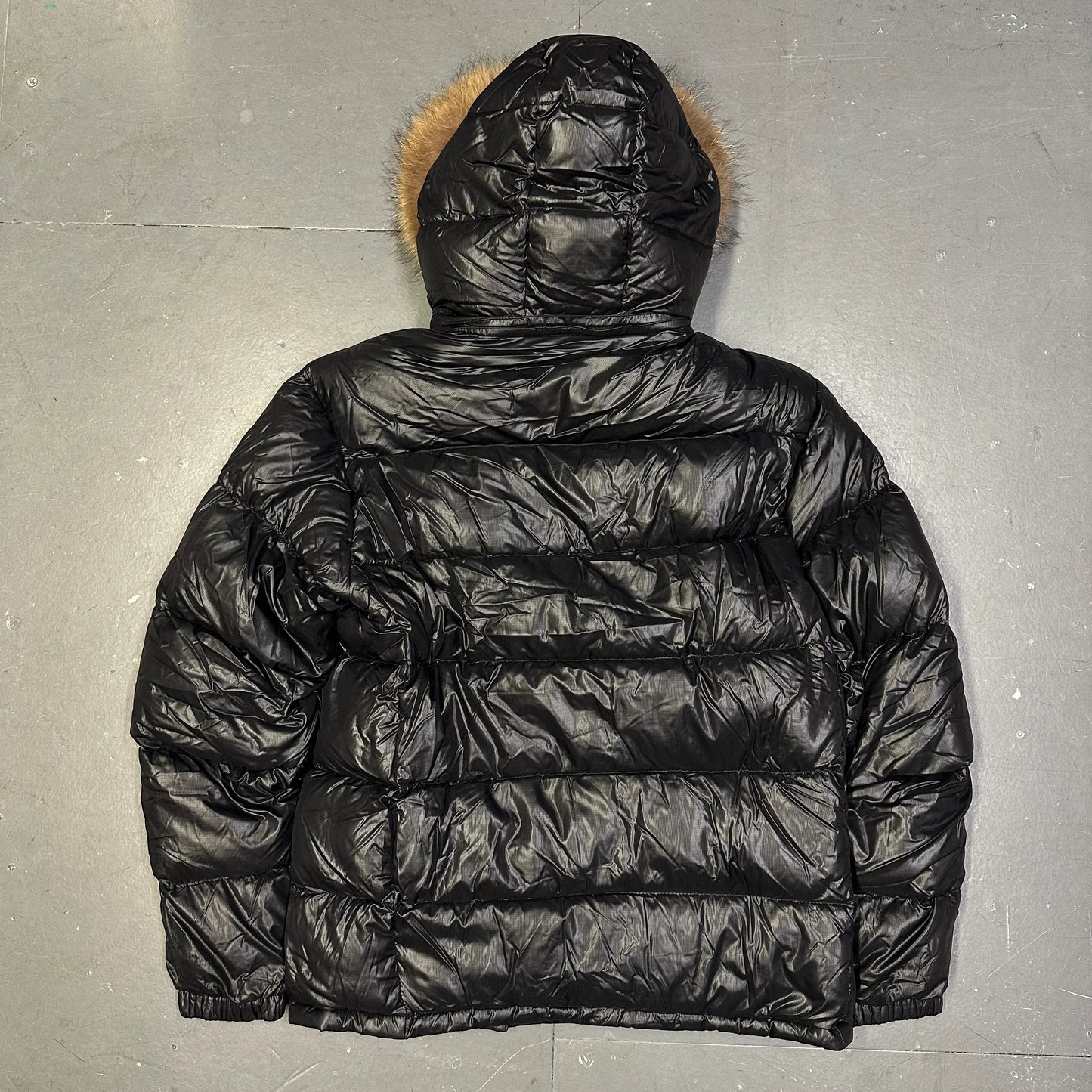 Camp 7 Fur Hood Puffer Jacket In Black (XL)