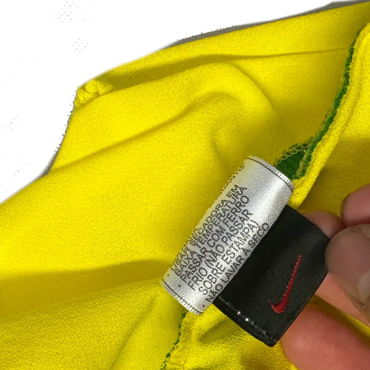 Nike Brazil 2004 Shirt In Yellow ( M )
