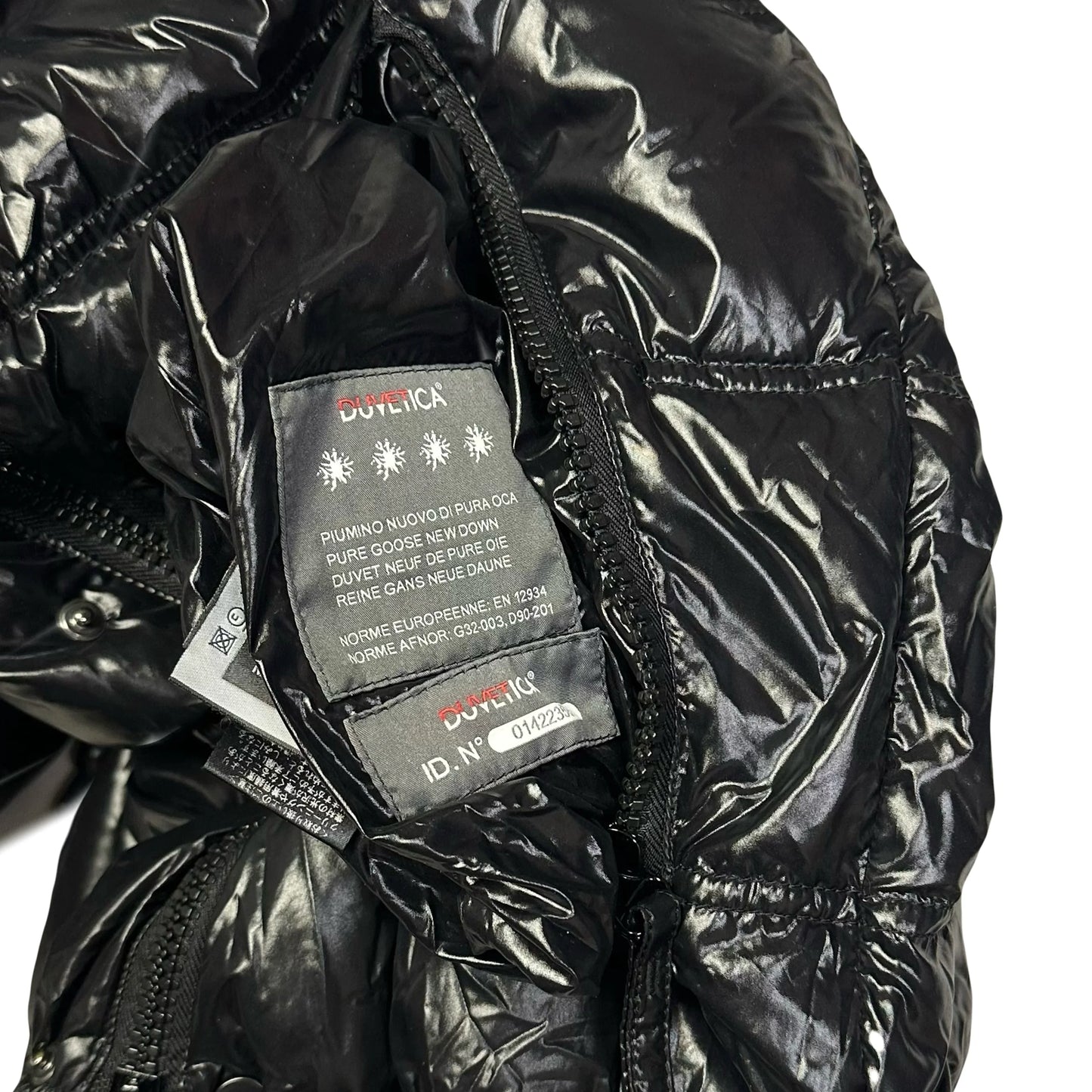 Duvetica Reversible Puffer Jacket In Black (L)