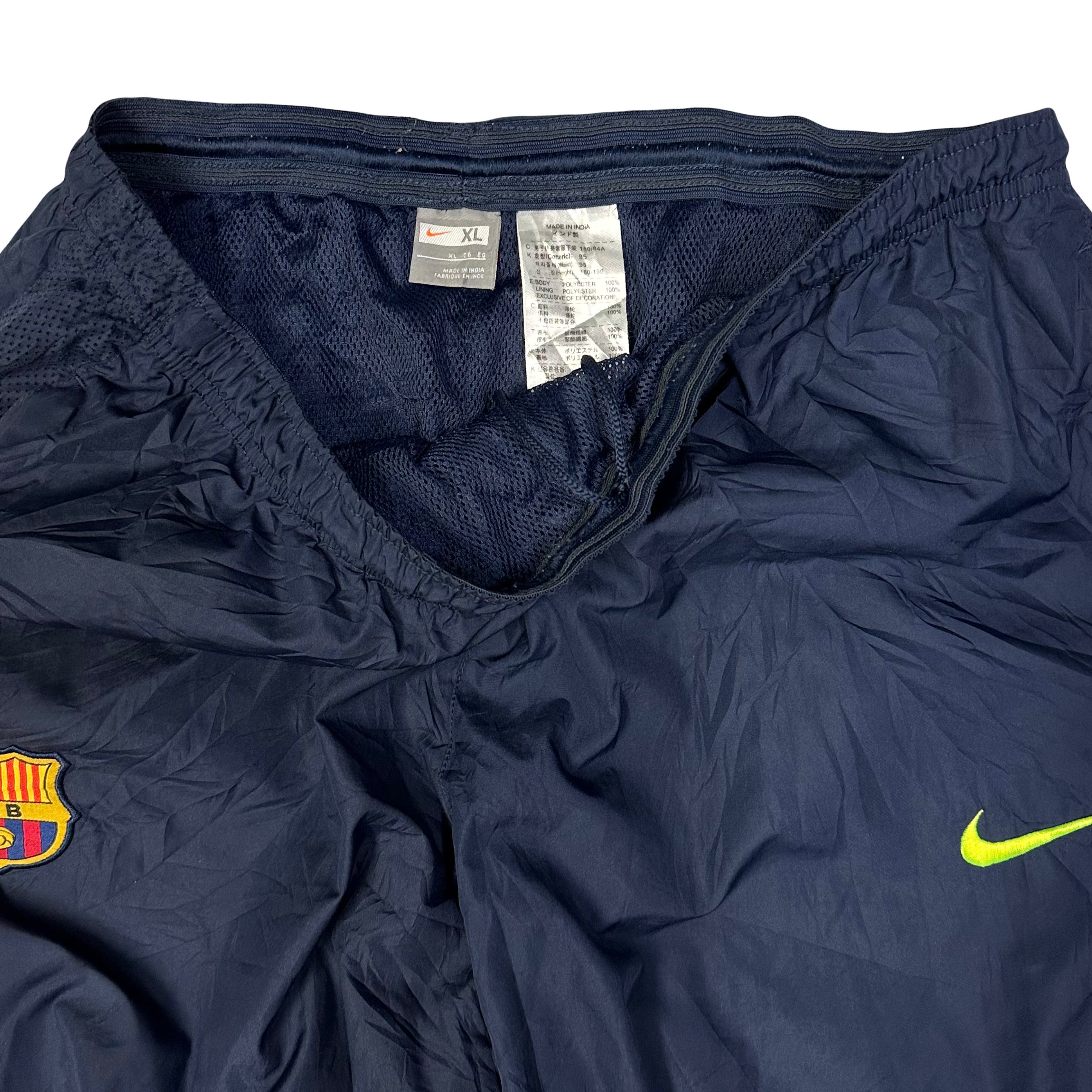 Nike Barcelona 2005/06 Tracksuit Bottoms ( XL )