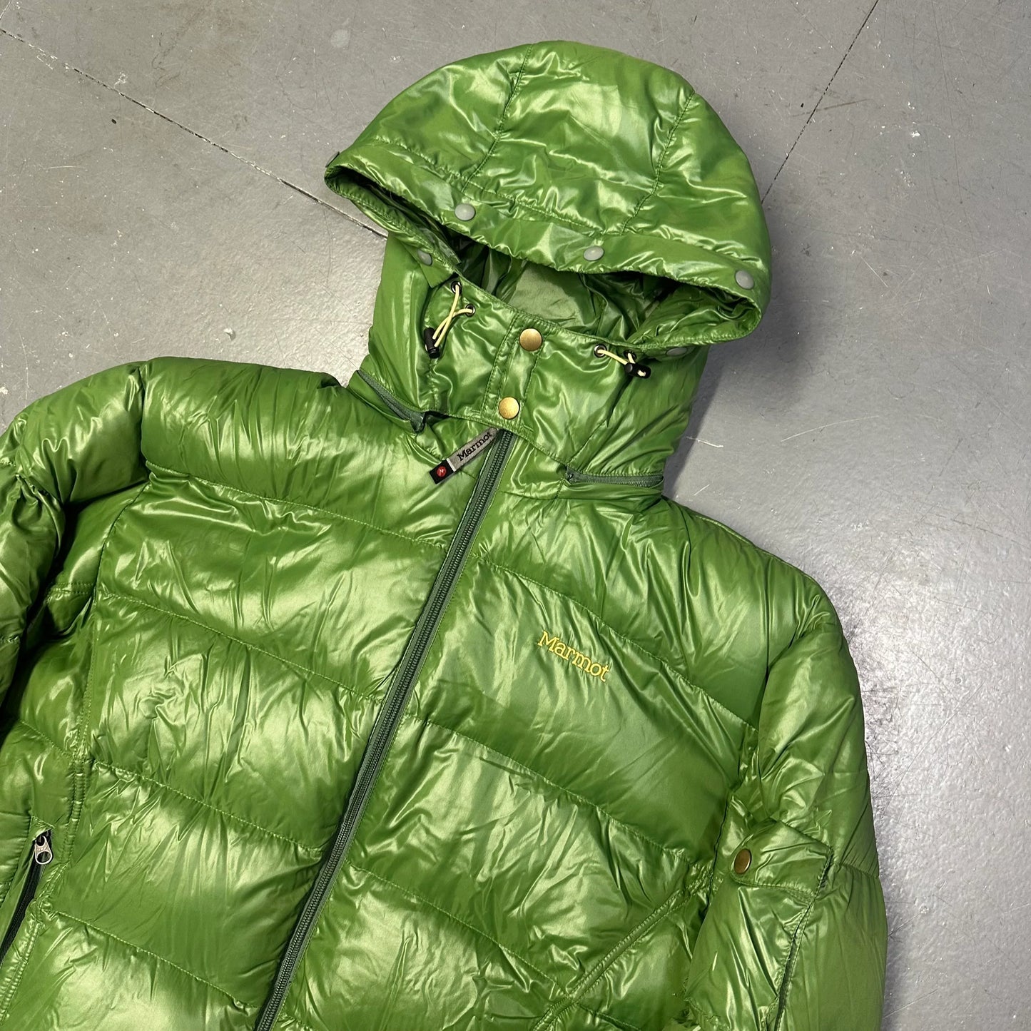 Marmot Puffer Jacket With Fur Hood In Green ( XL )