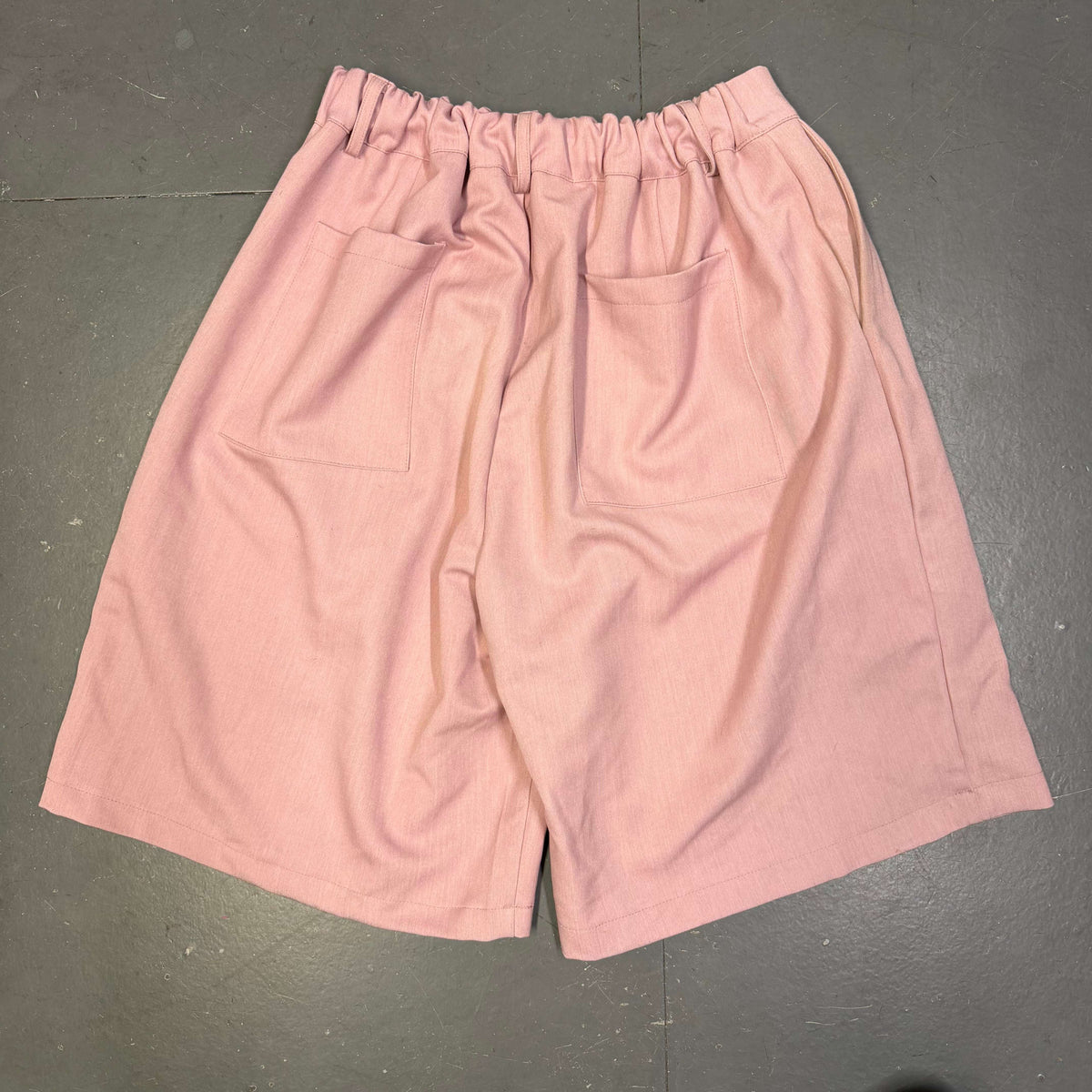 Sweats Collective Pleated Shorts In Pink (L)