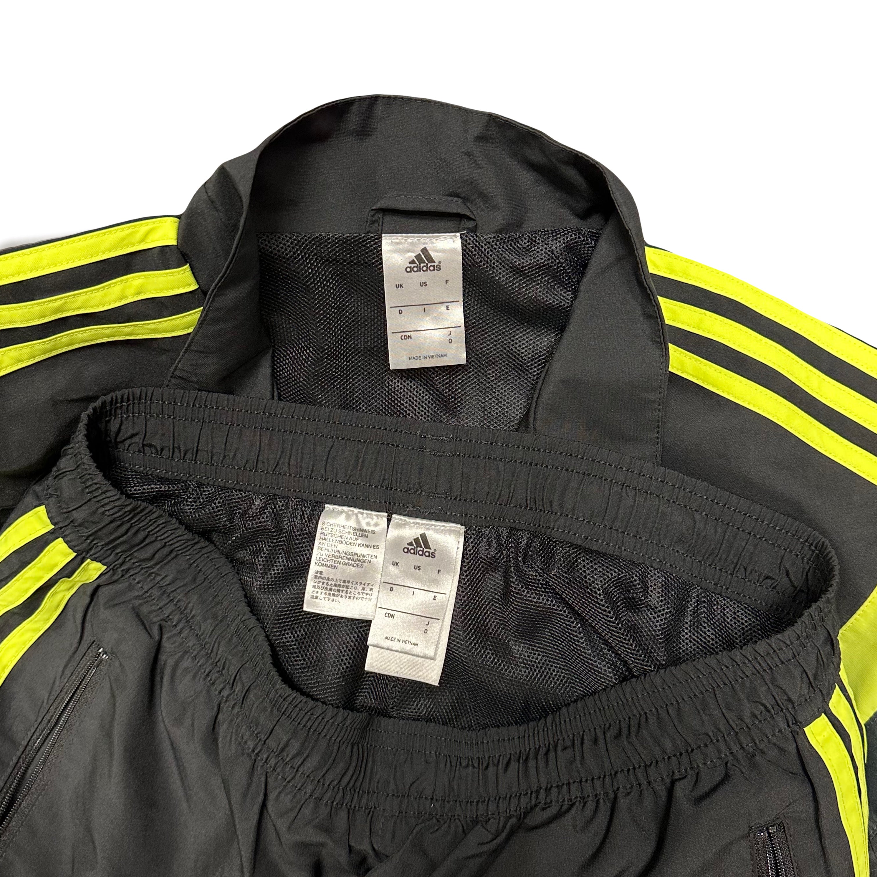 Adidas Spain 2014/15 Tracksuit ( M )
