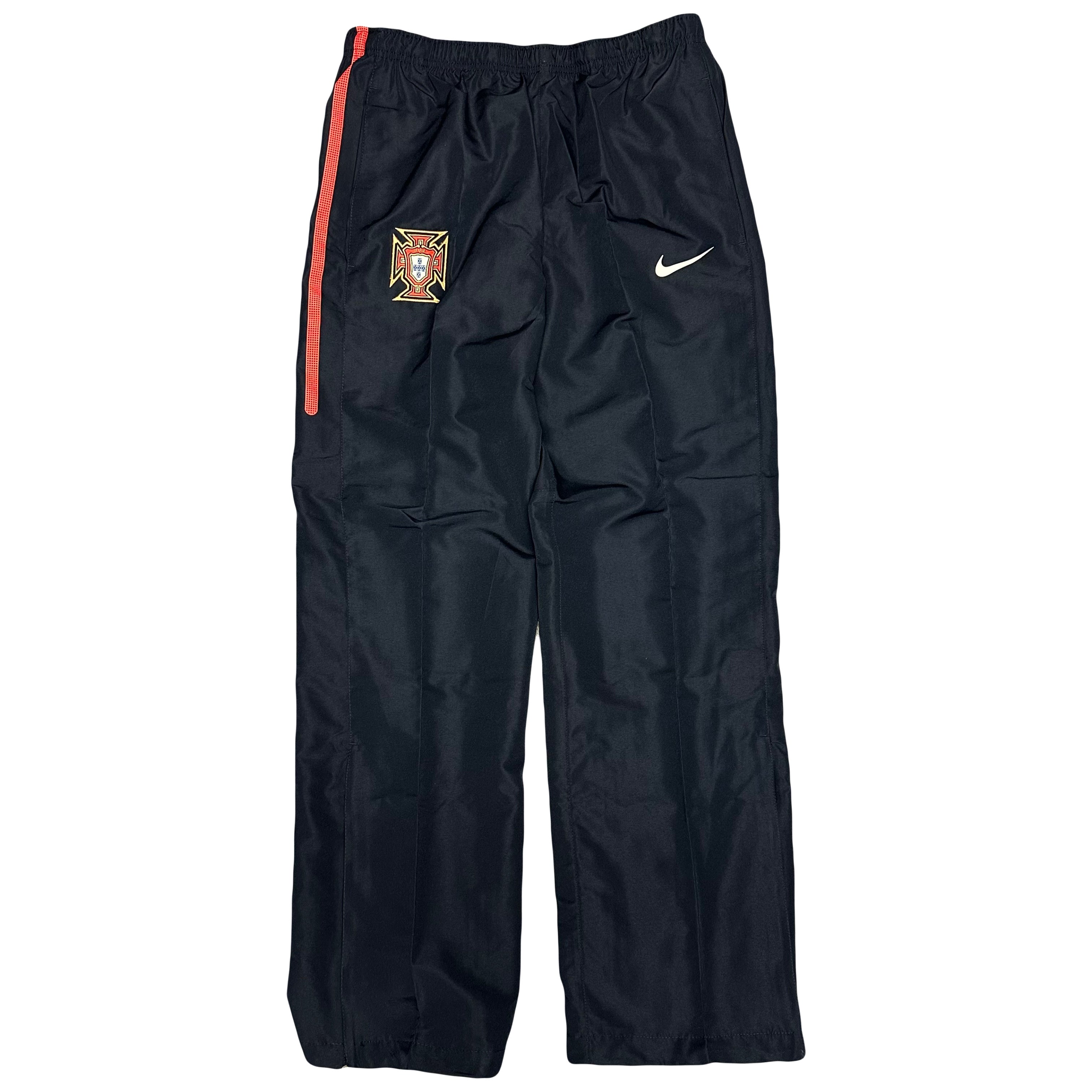 Nike Portugal 2010/11 Tracksuit ( S )