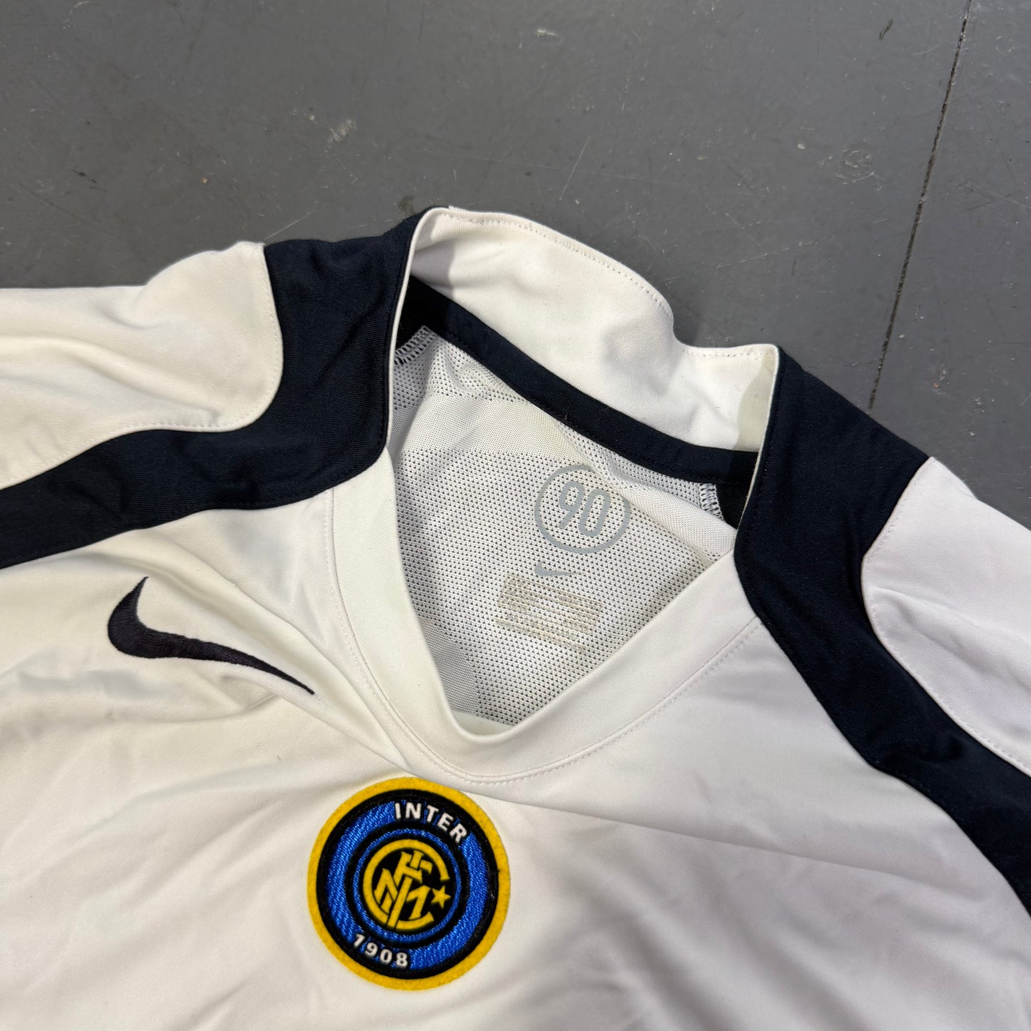 Nike Inter Milan 2005/06 Total 90 Training Shirt In White (L)