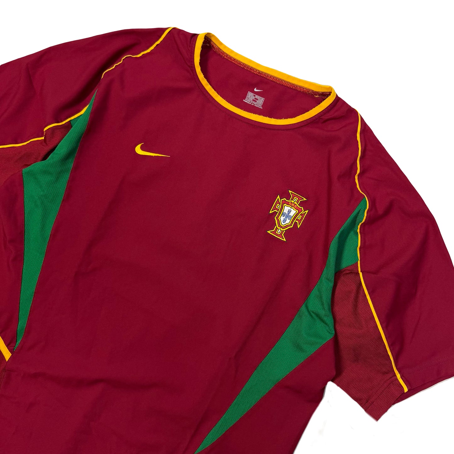 Nike Portugal 2002/04 Shirt In Red (L)