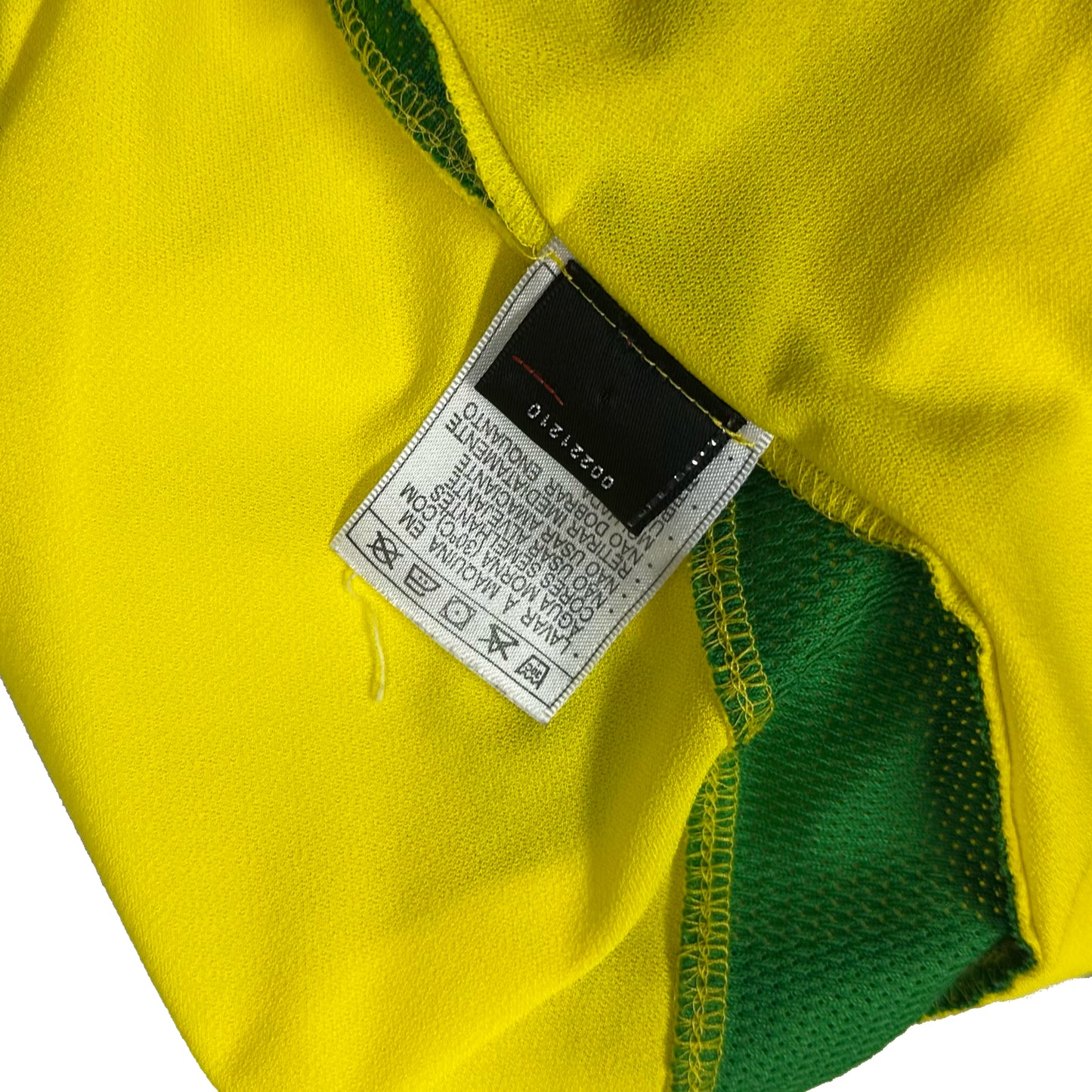 Nike Brazil 2004 Shirt In Yellow ( M )