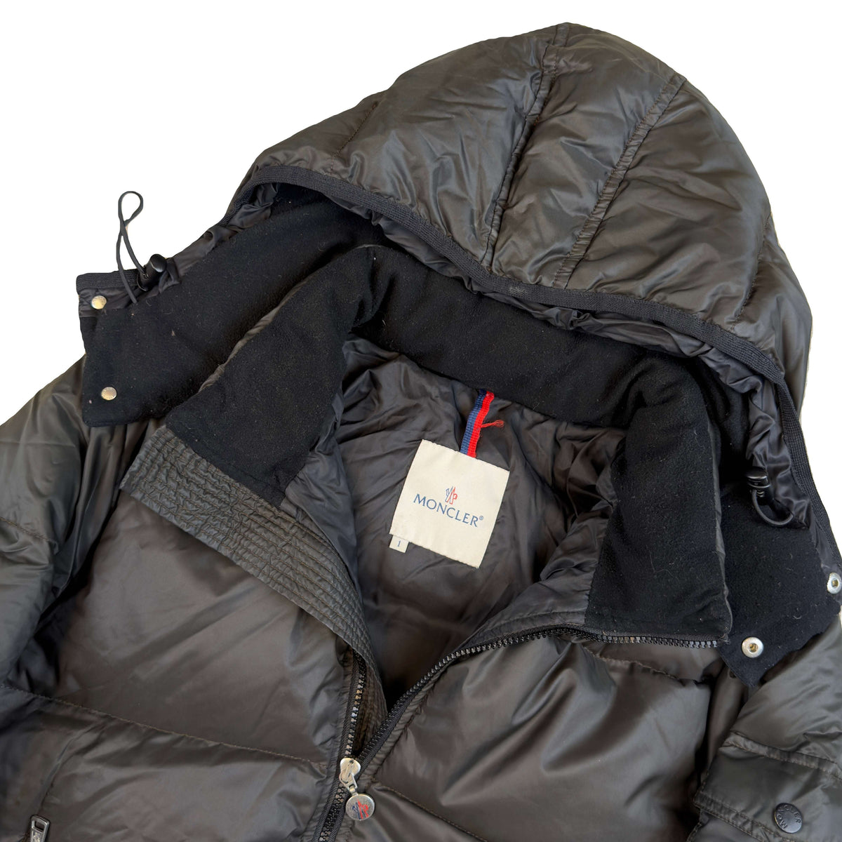 Moncler Puffer Jacket In Black (M)