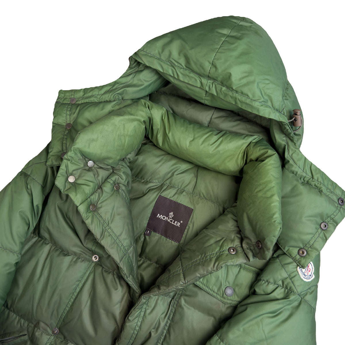 Moncler Puffer Jacket In Green (M)